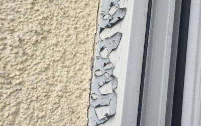 Jak usunąć starą folię ochronną z okien?